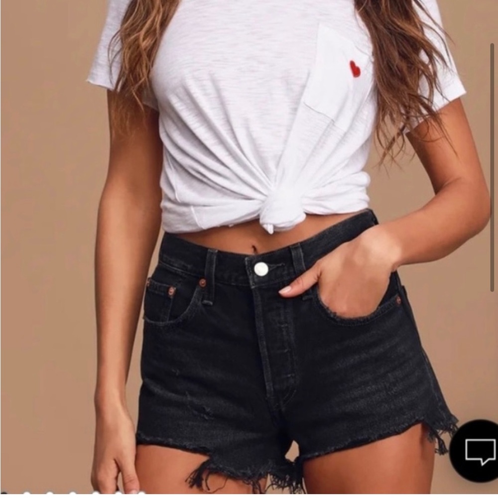 Levi’s Ribcage Distressed Black Shorts